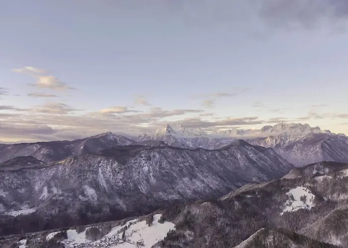 Dwarfs Overlooking Julian Alps Near Bled Ferienhaus *